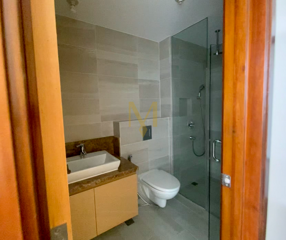3-Bedroom Suite, Imperium Tower, Capitol Commons - Image 10